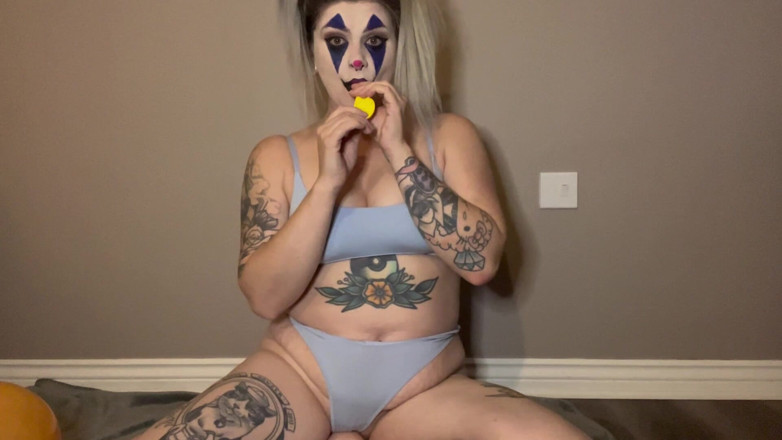 EeveeXo: Ditzy Clown Girl Gets Hiccups From Balloons and Strips