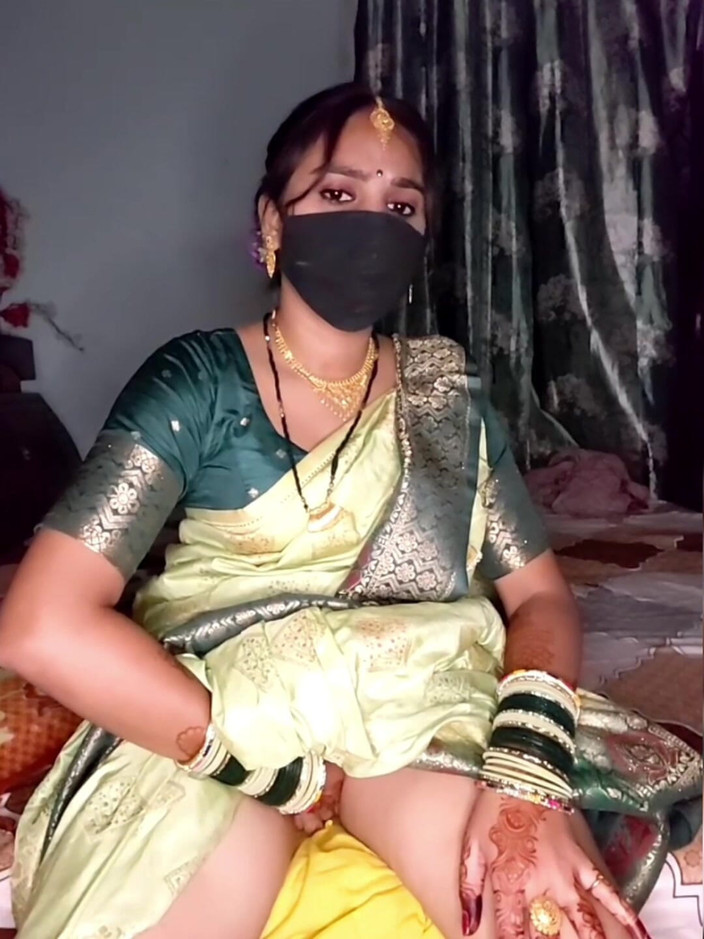 Nisha bhabhi ki chudai: In den mund ficken für ein geiles mädchen.