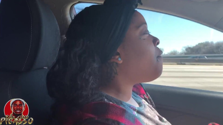 Von Made Em: Kash Yang Berpantat Besar
