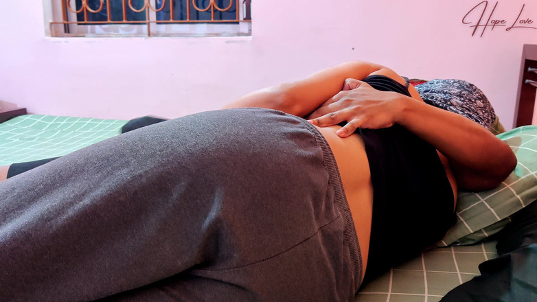 Hope Love: Малайский секс, моя подруга хотела хуй и становится на вершине.