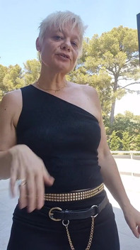 Sper că ești bine, nu te cunosc, dar sunt sexy
