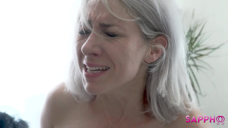 Sappho: Mój mąż nas obserwuje