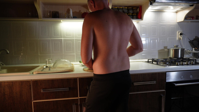 Navel fans: Cock in the Navel in the Kitchen