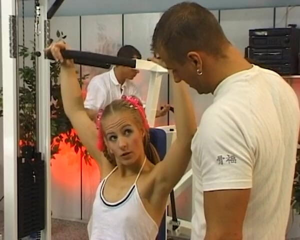 BB Video - Old School: เยอรมัน สาววัยรุ่นมือสมัครเล่น 3P FMM กับสาวผมทอง