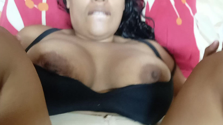 Britanly-Brow: Britanly dikejutkan sama suaminya dan dia ngentot memeknya habis-habisan sampai...