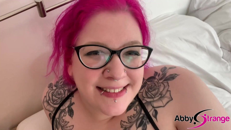 Abby Strange: Abby Strange โดนเย็ดแล้วแตกคาหน้าอก