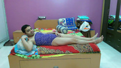 Cute & Nude Crossdresser: Sexy sissy travestito effeminato sweet lecca-lecca in un costume da...