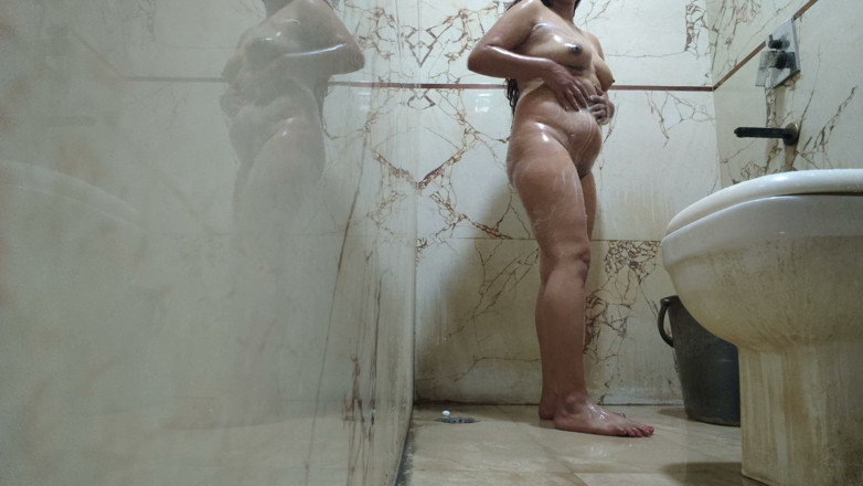 bhabhi ki chudayi: Het indisk tjej naken dusch