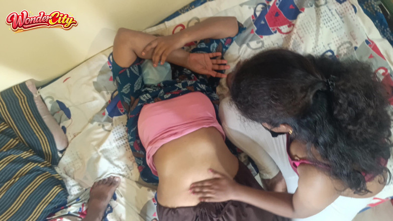 Apple baby: Quente foda lésbica