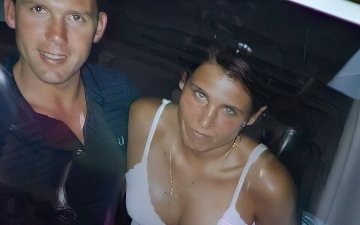 Real couples: Casal faz uma xícara de chá enquanto faz sexo na...