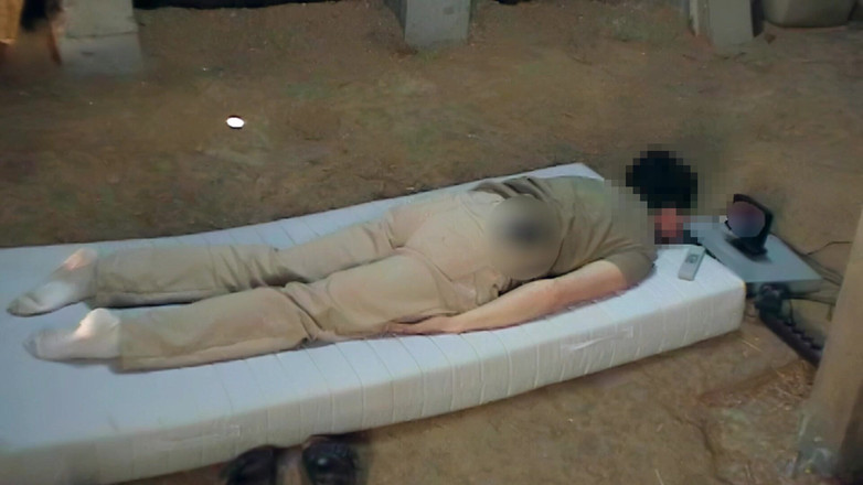 Mark Hannes: 啪啪啪撒尿和淋浴手淫