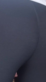 Mooie kont in legging