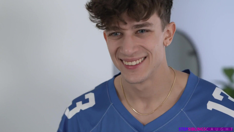 StepSiblings Caught: กุมภาพันธ์ 2024 รสชาติเดือนนี้ Theodora Day - S4:e7