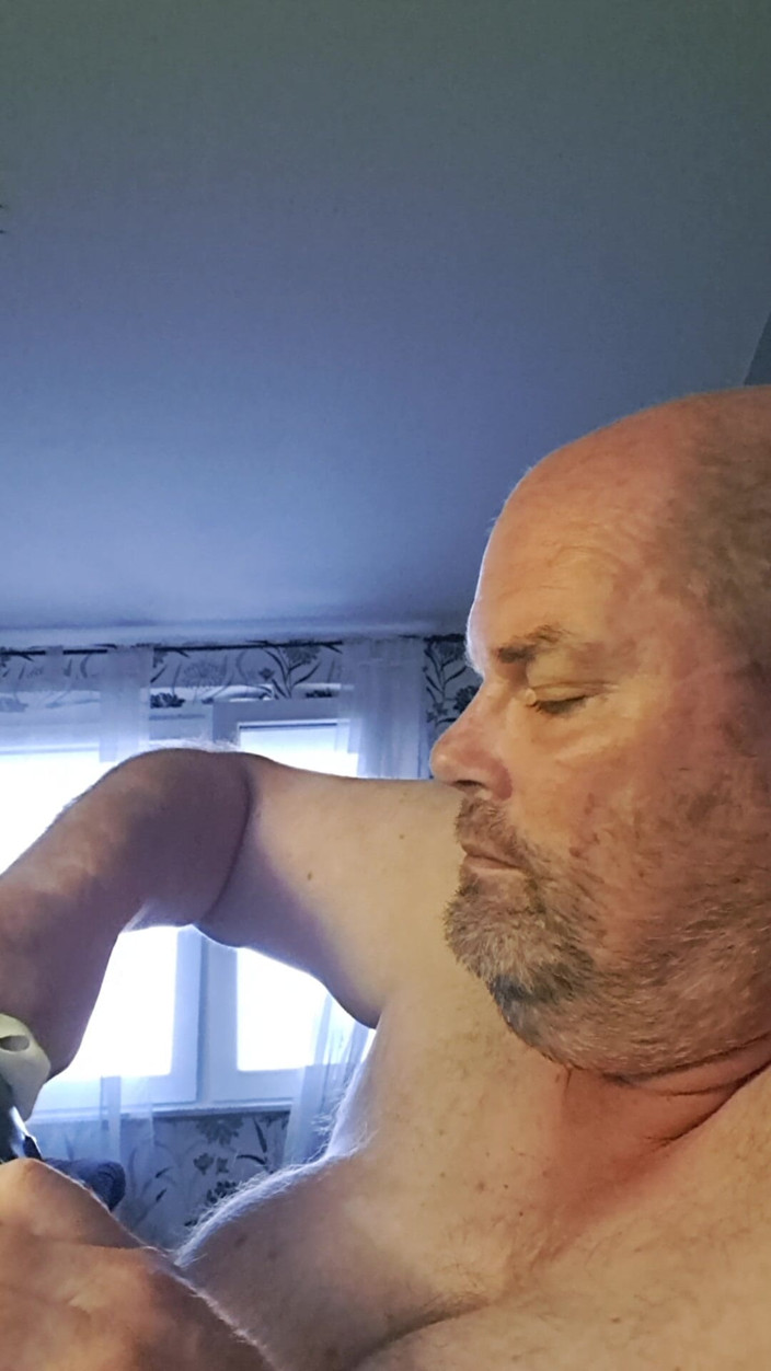 Fickspecht: Deep, Deep in the Slut Ass