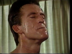 Anal seduction: Awek si rambut coklat yang menakjubkan menikmati apabila kekasihnya memandu...