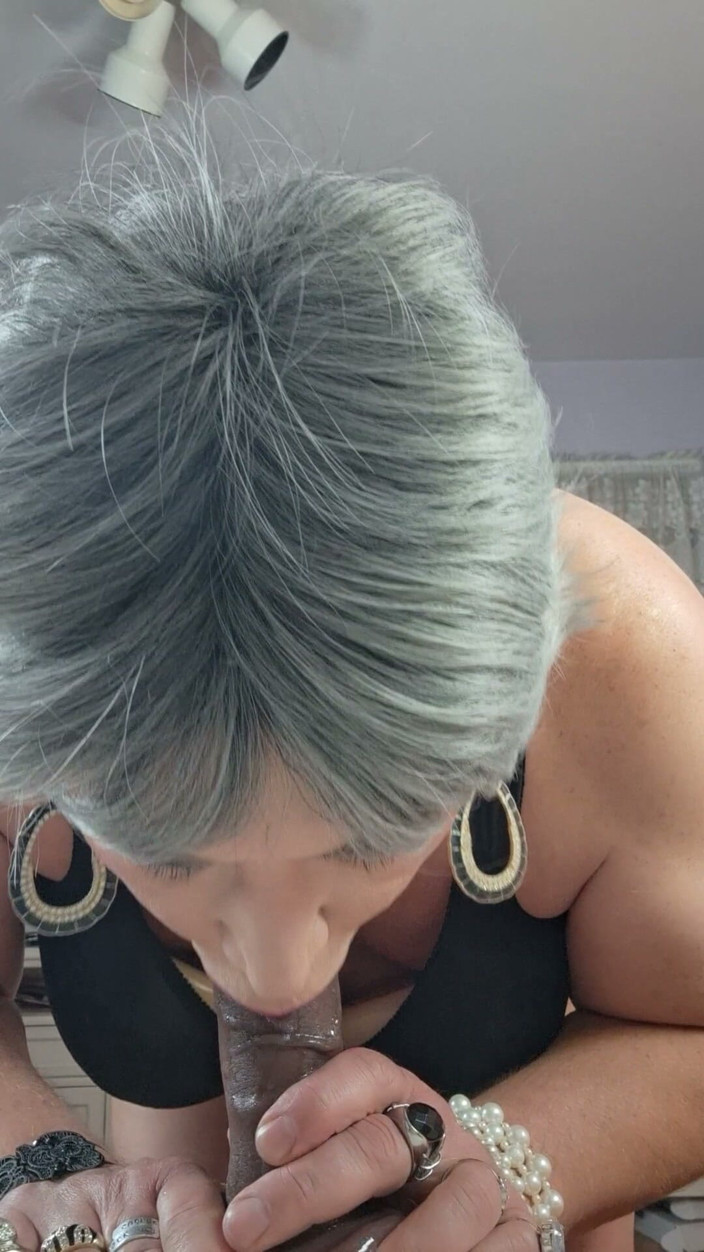 Victoria Lecherri: BBC Orale per La Mia Cara Amica Zaddy J!