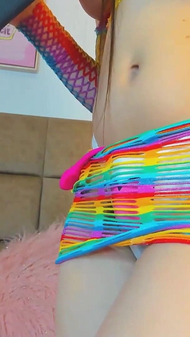 I'm Alone at Home and I Can't Stand the Urge to Be Fucked (Miajacksonn)