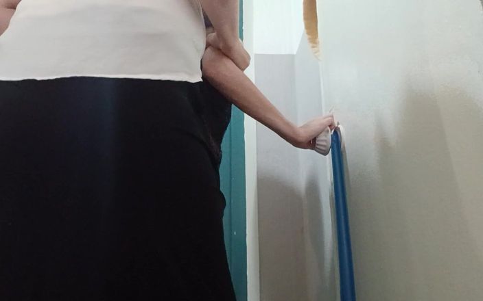 Lesbian-illusion: 私と隣人は彼氏が仕事中に情熱的なセックスをしています