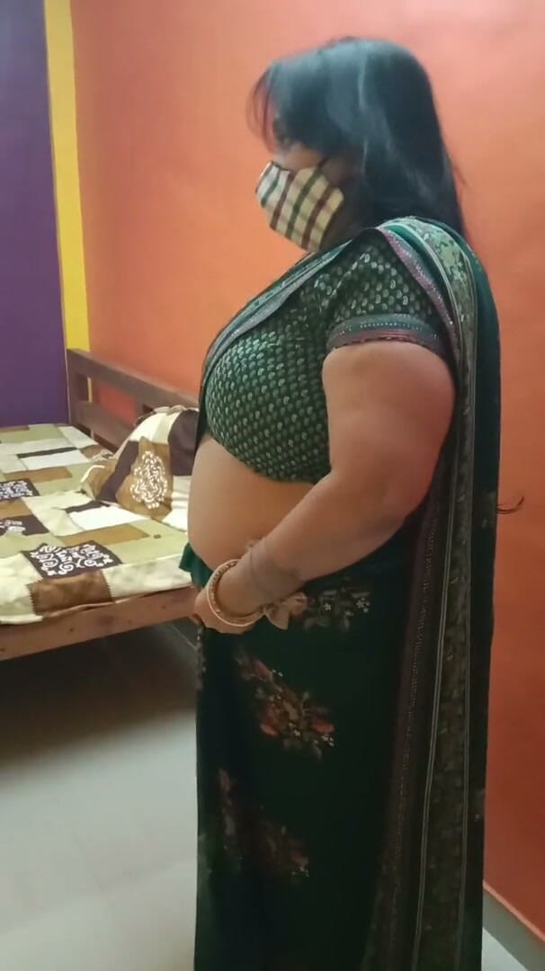 unwelcomeland: Deshi Gand Deshi Bur Deshi Chut Deshi Bhosada