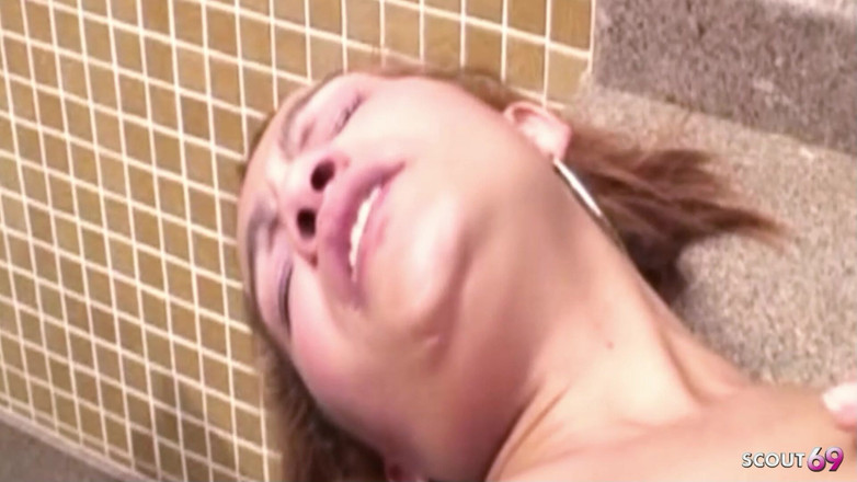 Shemale TS Collection: Худу транссексуалку Майару жорстко відтрахали в анал у спа