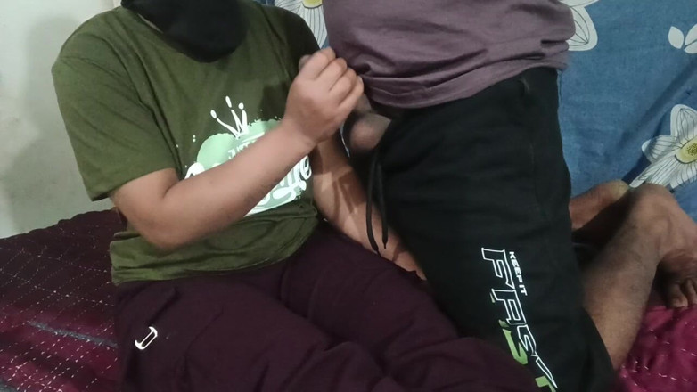 AlarmedFriction635: Uczeń i nauczyciel w klasie prywatnej