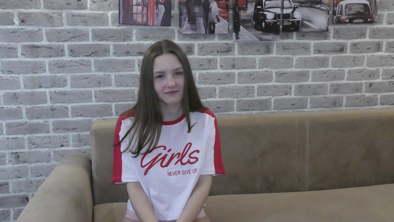 Beekeeper: Подкаст С Юной Девственницей