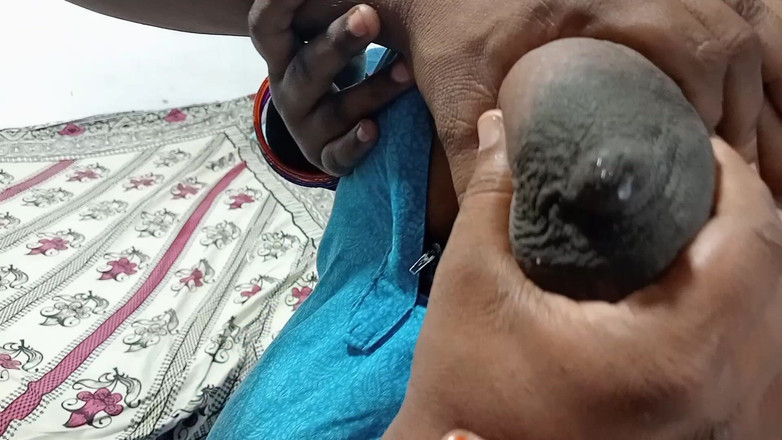 Veni: Istri tamil dientot gaya doggy habis-habisan