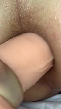 Closeup com vibrador anal Paly