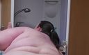 SSBBWLadyBrads: Aprieta en la ducha conmigo y mi vientre