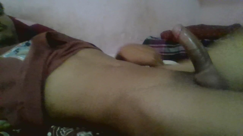sexy_boy18Basket: Masterbating en habitación
