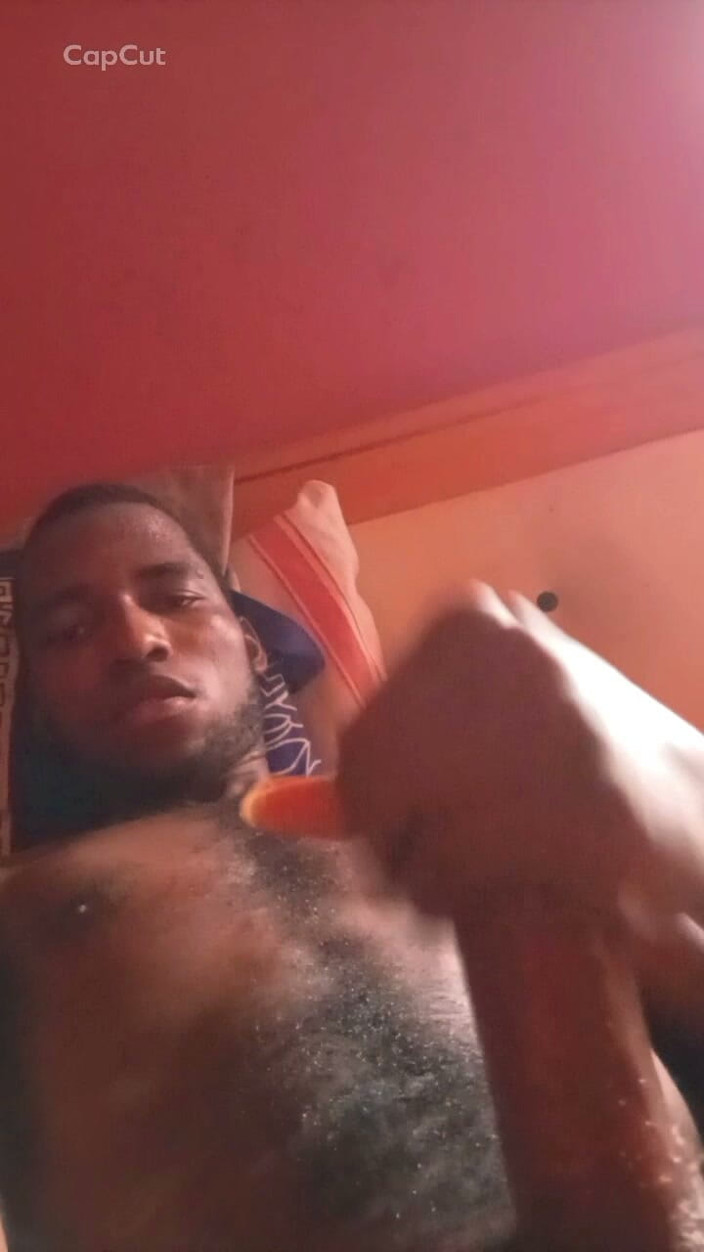 HornyLayer34: Really Needs Someone to Get My Ass Fucked up