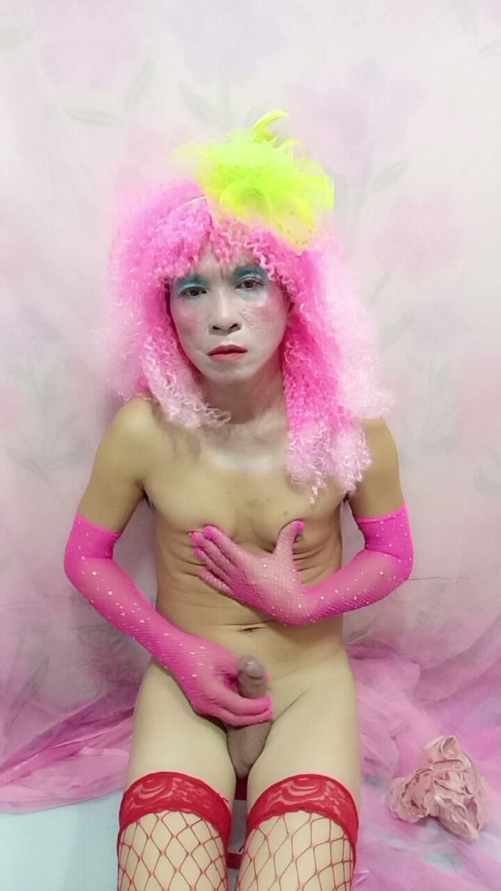 nguyen dang thien tri: Oanh Le Transgender Wearing Sexy Clothes