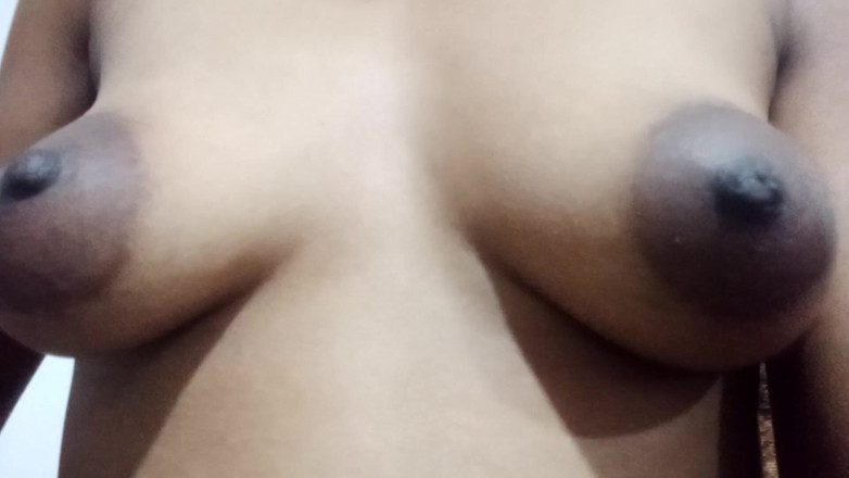 TEENADESI: Senti arrapato chi può scoparmi per favore