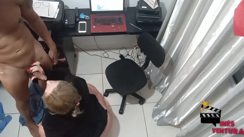 Raquel Cardoso Da Rosa: Sex Not at the Desk