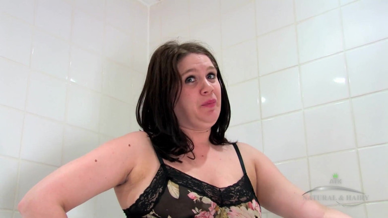 ATK Fans (Hairy): Kayleigh Wildeは素敵なウェットサプライズを持っています
