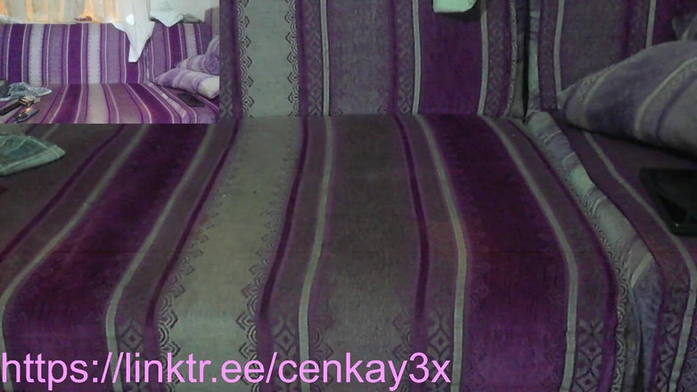 CenkAy: Táta se nudí na webové kameře