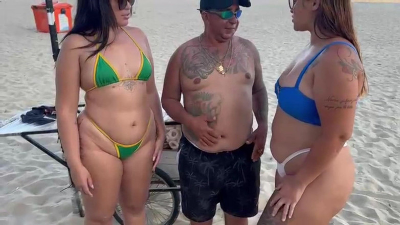 Lidi Ferrari: Beach Seller in a Salty Package Eats the Two Hot...