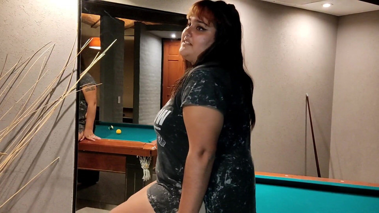 ALISONGONZALEZ26: Nechal jsem roztrhnout zadek po prohraném kulečníku, několikrát mě udělali !!