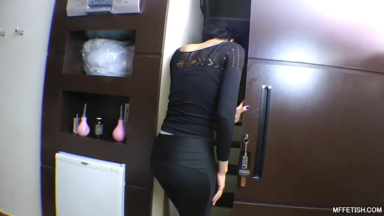 MF Fetish: Tôi muốn cảm nhận lưỡi của bạn