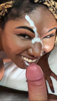Ebony Babe Receives Facial