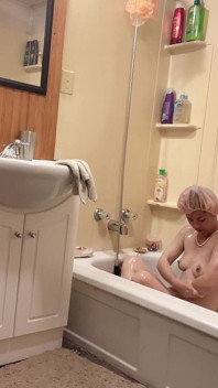 Tellement Chaud Aujourd’hui Puis Sous La Douche