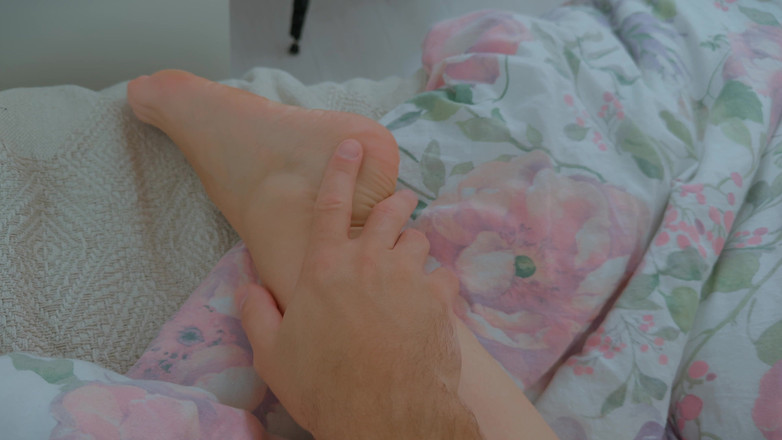 Mrs Wetslavs: Seks pagi yang ghairah dengan isteri montel saya