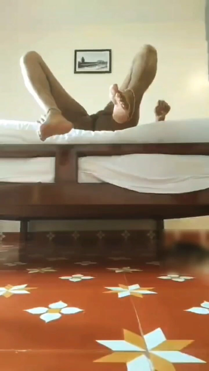 Tamilnaduu: Đụ lỗ đít vợ tôi mạnh hơn