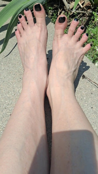 Bright Bulging Veins Fit for a Vampire