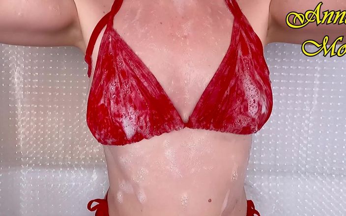 Anna Mole: सुंदर स्तन, मैंने अपने स्तनों को फोम से चोदा और मेरे निपल्स के साथ खेल रहा हूं