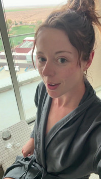 Public Orgasm in the Spa