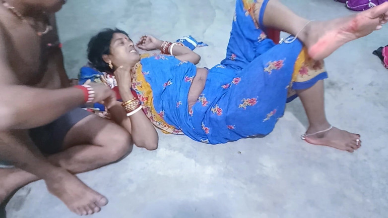 Sumitra-bhabi: ससुर और बहू के अवैध संबंध का वीडियो वायरल