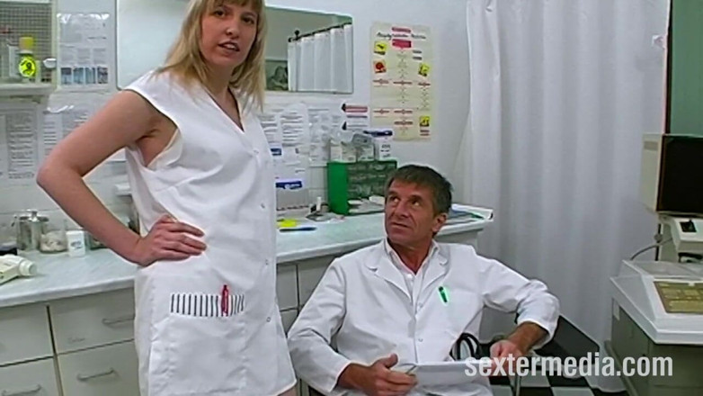 Klink by sextermedia: Bureau d’un gynécologue pervers