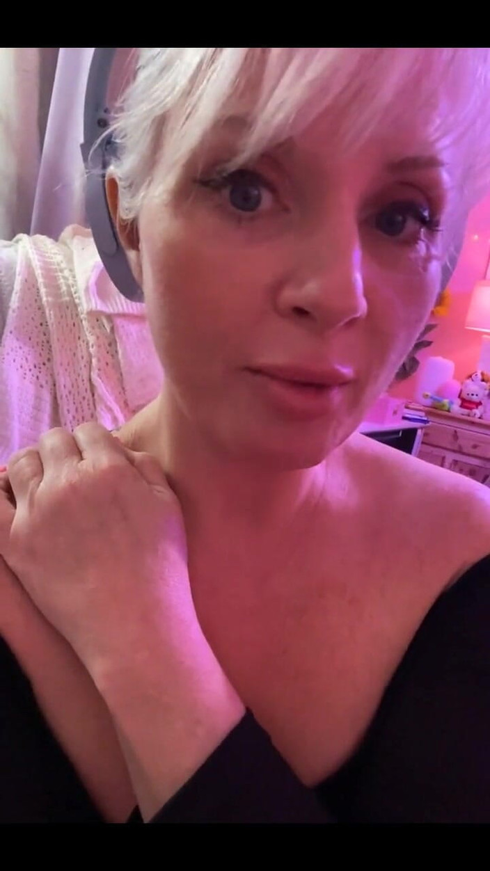 PaintedRose: Kamera dzwoni dziś wieczorem