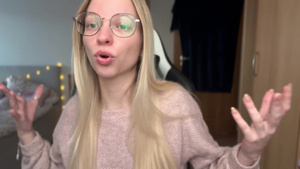 Goddess_Bella_Rae: Är det bara jag eller